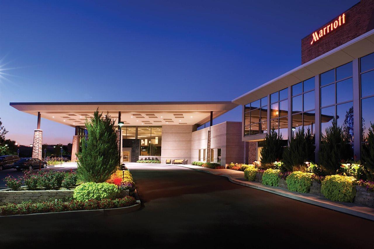Delta Hotels By Marriott Indianapolis East Exterior photo